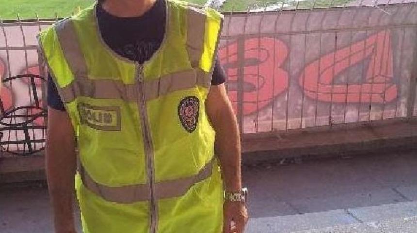 Yeğeninin Şehadet Haberi Tatilde &Ouml;ğrenen Hala, Yıkıldı