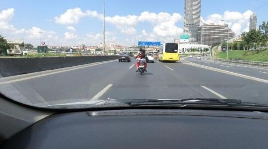 Aile Boyu Tehlikeli Yolculuk