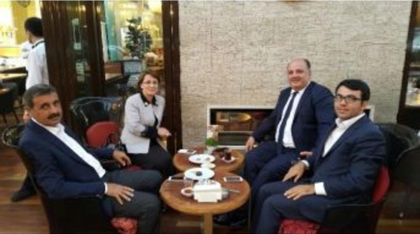 Saraç Ak Parti Genel Başkan Yardımcısı Kapusuz Ve Eski Bakan Ergin İle Görüştü