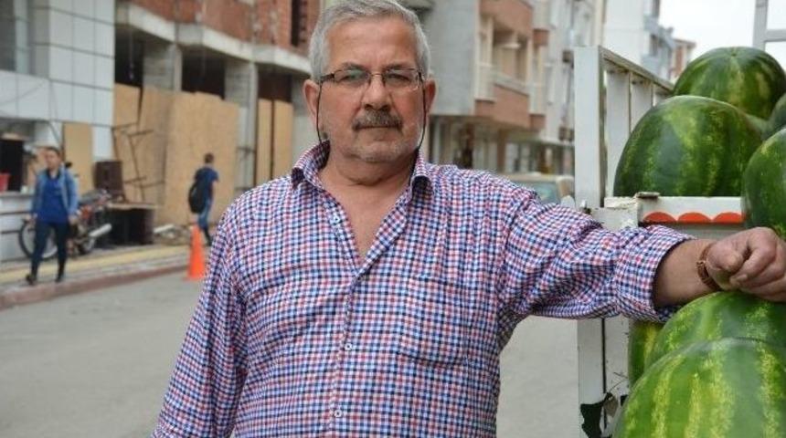 Vatandaşlar Ramazan&rsquo;da Tatlı Yerine Karpuzu Tercih Ediyor