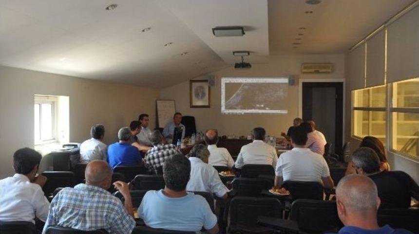 Kuşadası&rsquo;nda Jeotermal Kullanımında Y&ouml;ntem Arayışı Tartışıldı