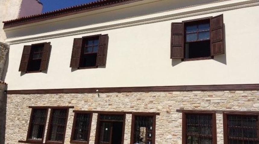 Kuşadası Fatma &Ouml;zel Arabul K&uuml;lt&uuml;r Merkezi 7 Eyl&uuml;l&rsquo;de Hizmete Girecek