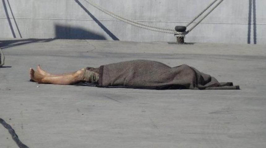 Alanya&rsquo;da Denizde Erkek Cesedi Bulundu