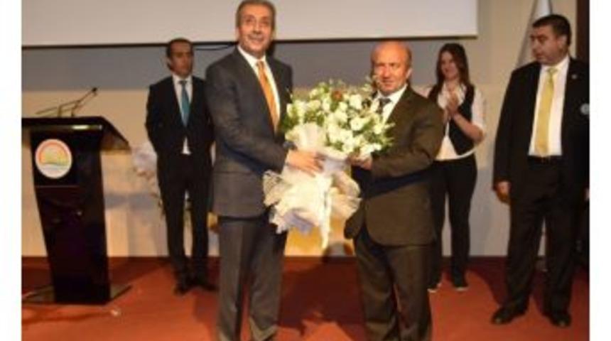 Kutbettin Arzu, Bakanlığı Eker&rsquo;den Devraldı