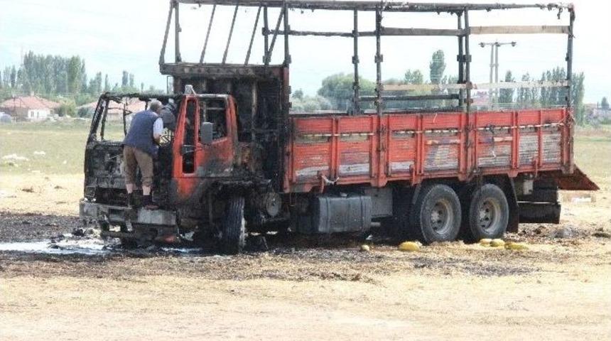 Park Halinde Alev Alan Kamyon K&uuml;l Oldu