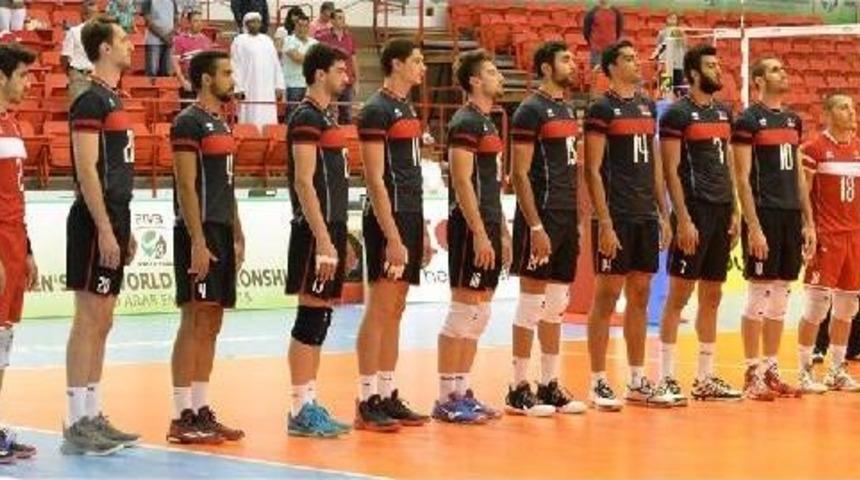 T&uuml;rkiye, U23 Erkekler D&uuml;nya Voleybol Şampiyonası'nda Yarı Finale Y&uuml;kseldi