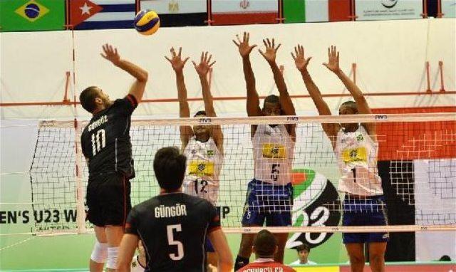 Türkiye, U23 Erkekler Dünya Voleybol Şampiyonası'nda Yarı Finale Yükseldi