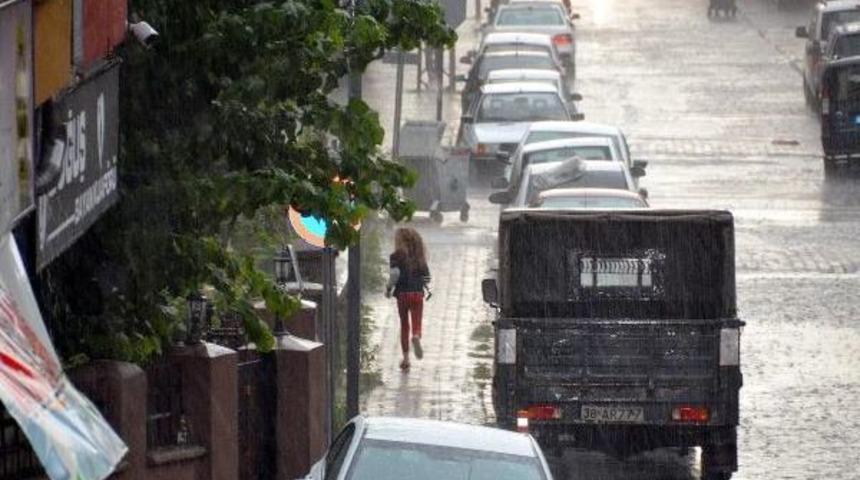 Kayseri&rsquo;Ye Dolu Yağdı