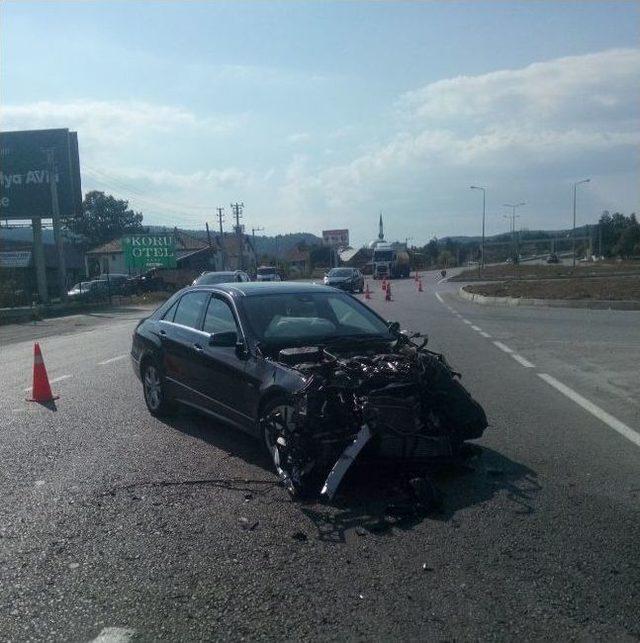 Eski Bolu Milletvekili Trafik Kazası Geçirdi