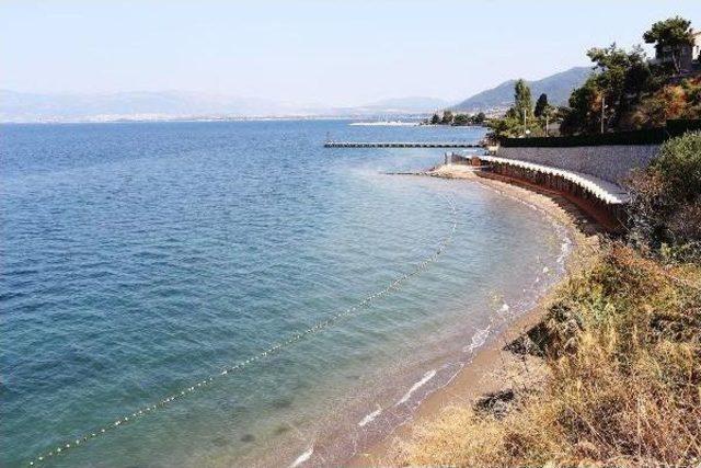 Gemlik'te 'kadınlar Plajı' Törenle Hizmete Girdi