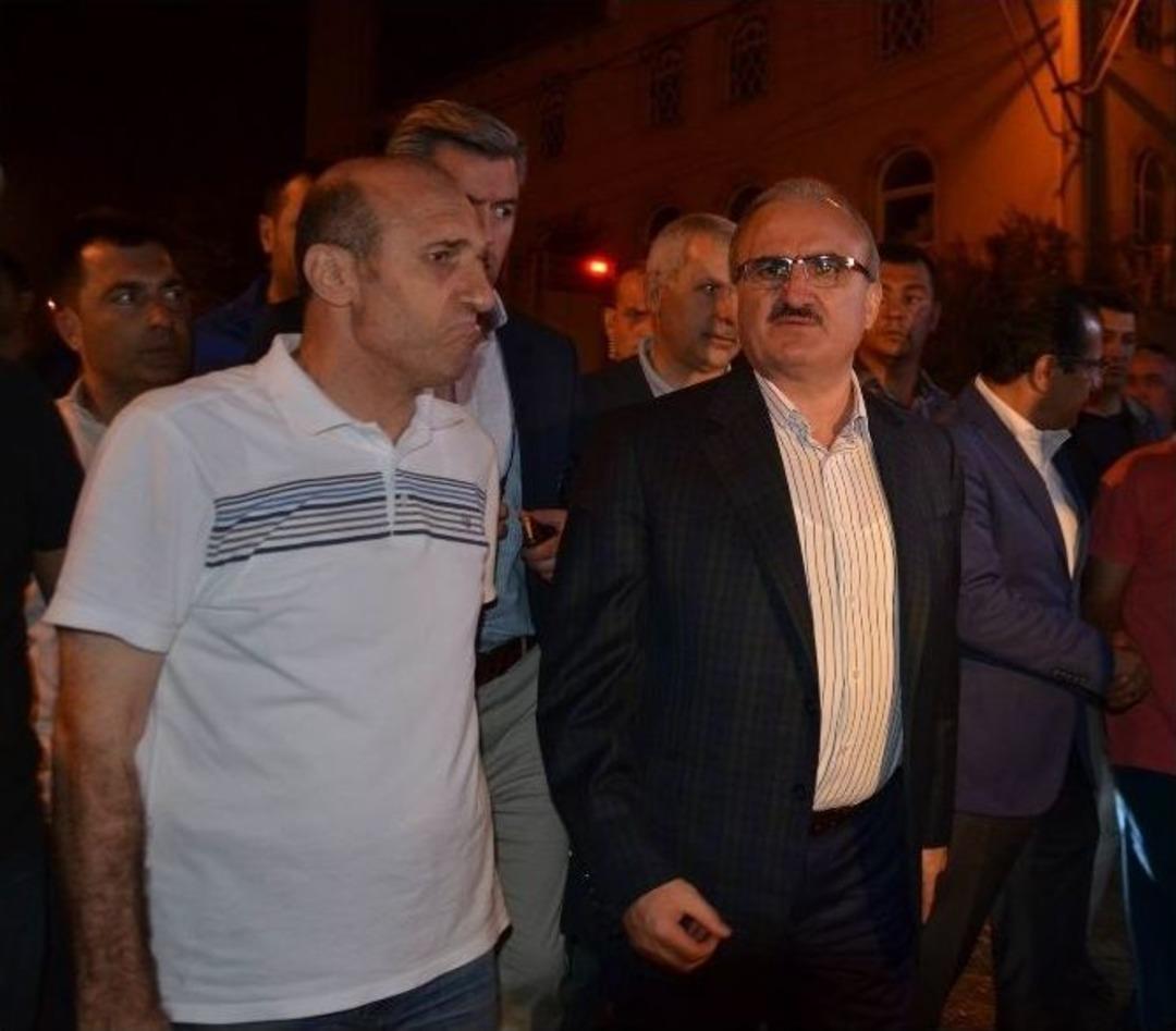 Vali Karaloğlu: &ldquo;iki K&ouml;y Tehdit Altında"