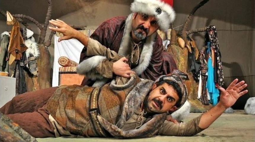 B&uuml;y&uuml;kşehir Tiyatrosu&rsquo;na 4 &Ouml;d&uuml;l