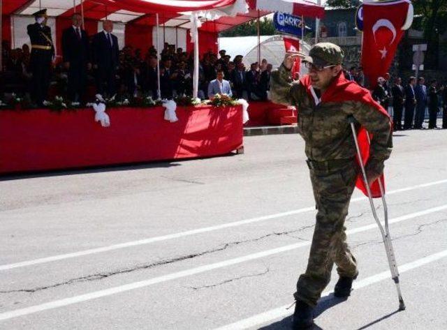 Erzrum'da Zafer Bayramı Kutlandı