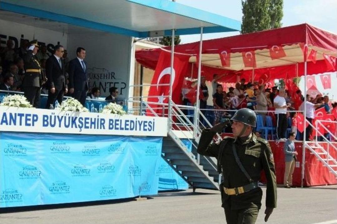 Gaziantep&rsquo;te 30 Ağustos Zafer Bayramı T&ouml;renle Kutlandı