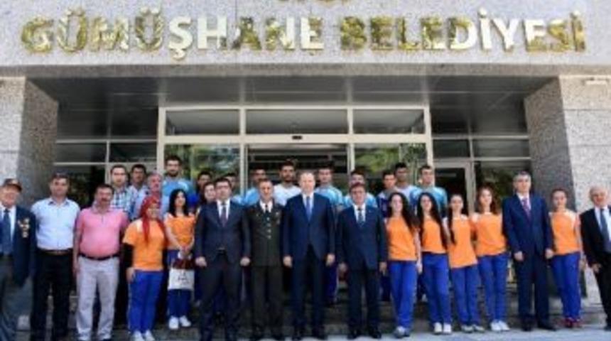 G&uuml;m&uuml;ş Dans Topluluğu Kıbrıs&rsquo;a Gitti