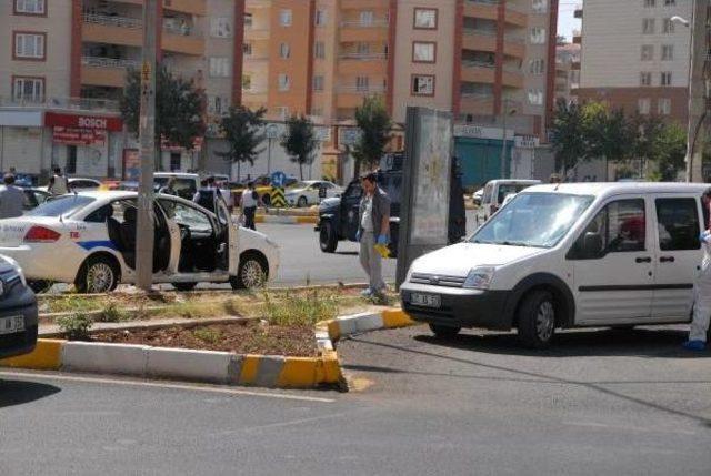 Diyarbakır'da Trafik Polisine Saldırı: 1 Şehit, 1 Yaralı