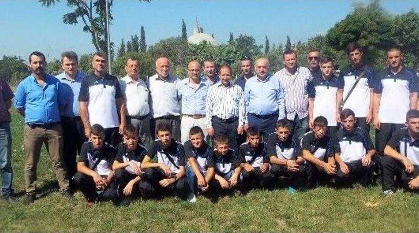 Makedon G&uuml;reş&ccedil;iler Uğurlandı