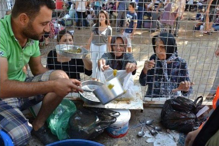 7 Asırlık Dedebağ Keşkek Hayrı Dualar Eşliğinde Yapıldı G5