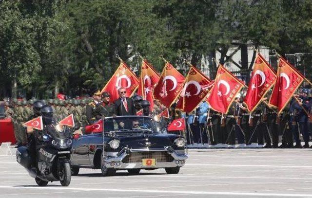 Başkent’Te Yükselen Yeni Binalar Uçak Gösterilerinin Yüksekten Yapılmasına Neden Oldu