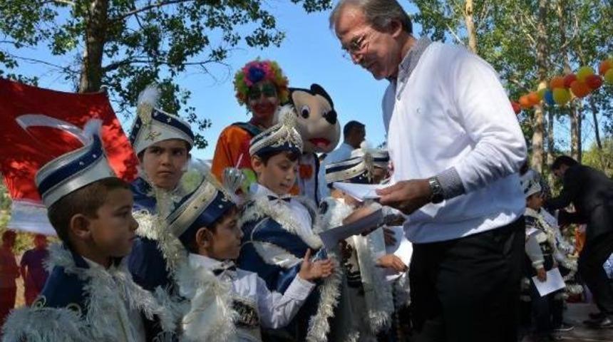 Ak Partili Şahin, Se&ccedil;im H&uuml;k&uuml;metini Milli Takıma Benzetti