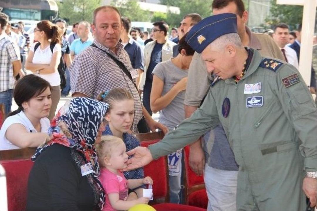 Şehitler Memleketlerine Uğurlandı