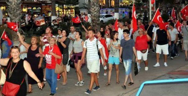 Bodrum'da Şehitlere Saygı Ve Zafer Yürüyüşü