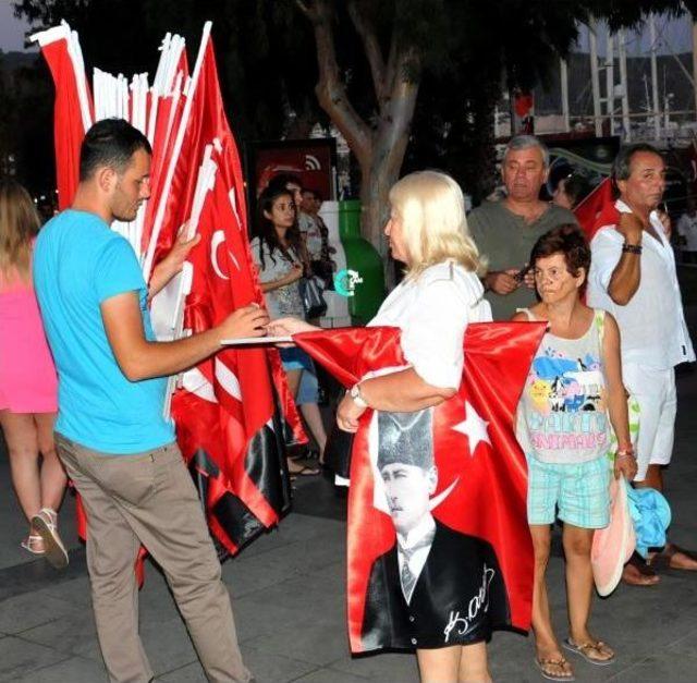 Bodrum'da Şehitlere Saygı Ve Zafer Yürüyüşü