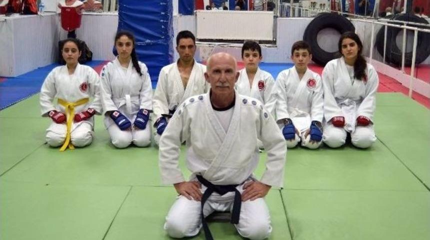 (&ouml;zel Haber) 57 Yaşında Judo Da D&uuml;nya Şampiyonası&rsquo;nda Yarışacak