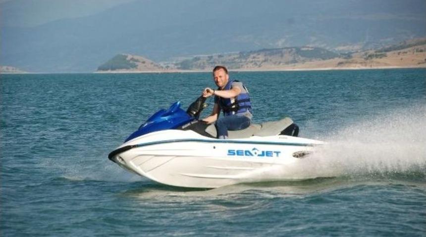Baraj Gölünde Jet Ski Keyfi