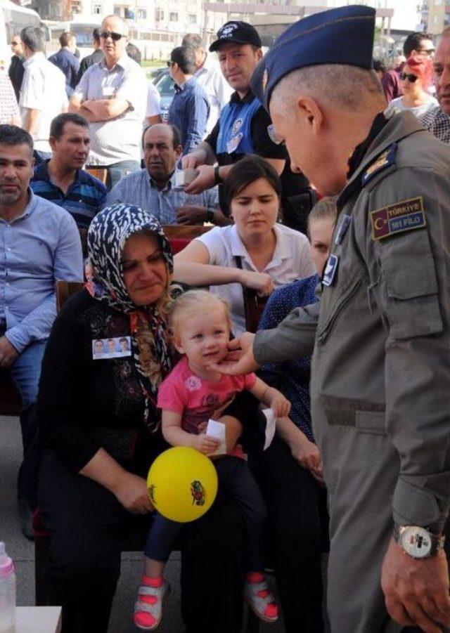 3 Şehit Gözyaşlarıyla Uğurlandı: 'iki Aydır Babamı Görmedim, Neredesin Baba?'