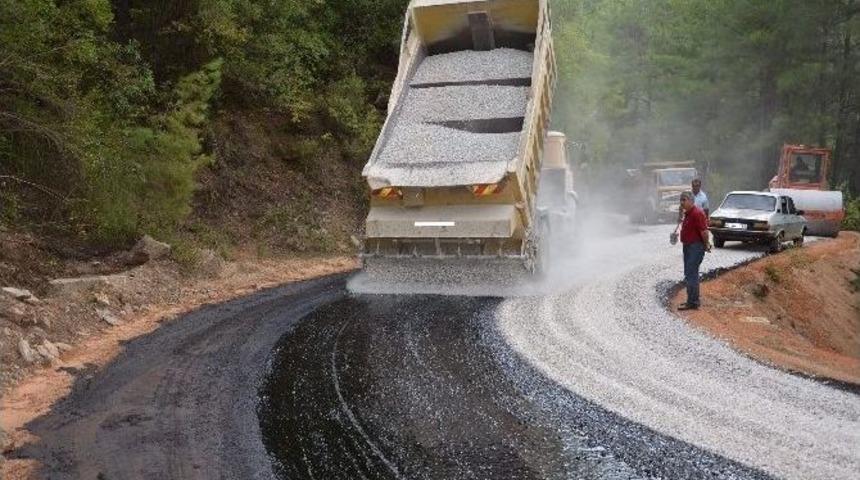 Alanya&rsquo;da Dim Vadisi Grup Yolu Asfaltlandı