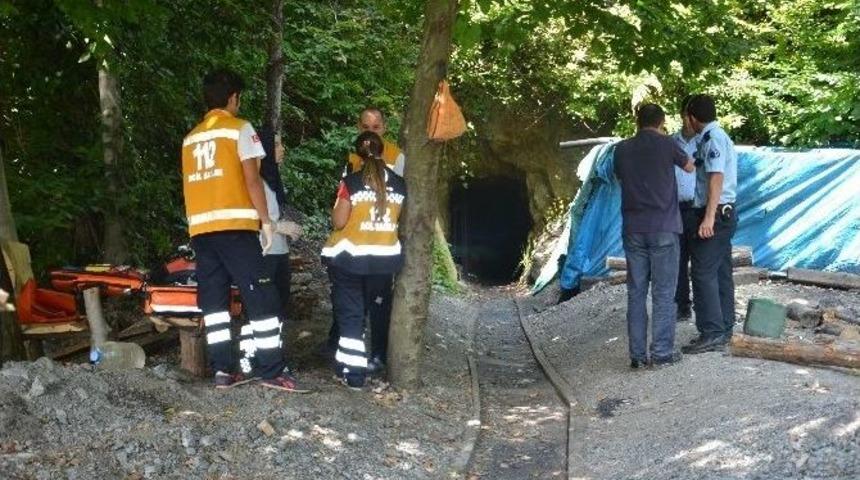 Maden Ocağında İki İş&ccedil;i Mahsur