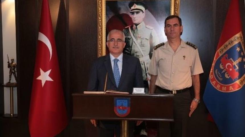 Vali Tuna, Alay Komutanı J. Albay Ağaoğlu&rsquo;nu Ziyaret Etti