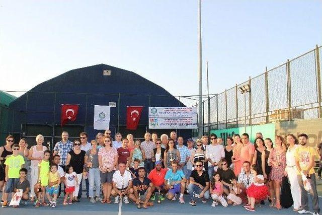 Zafer Kupası Tenis Turnuvası Sonuçlandı