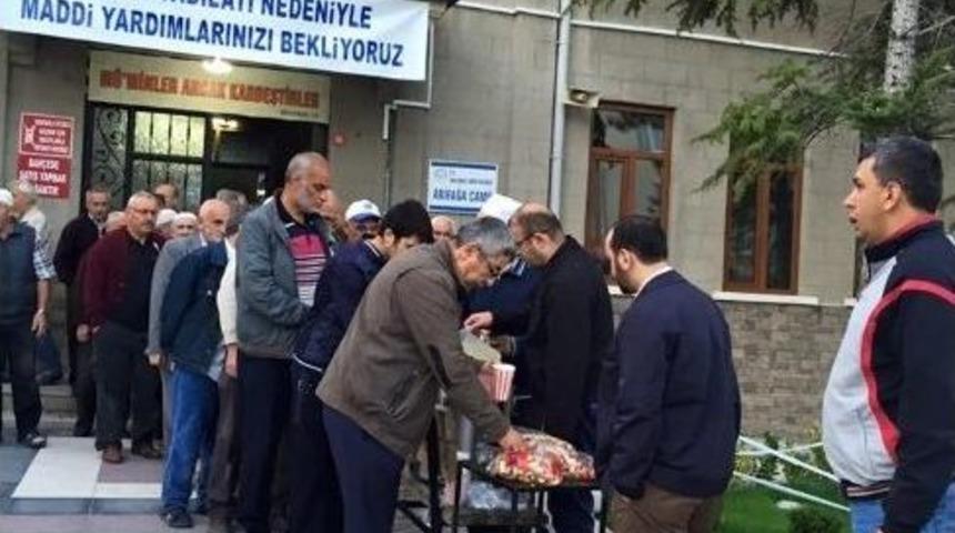 Sabah Namazında Şehitlere Dua