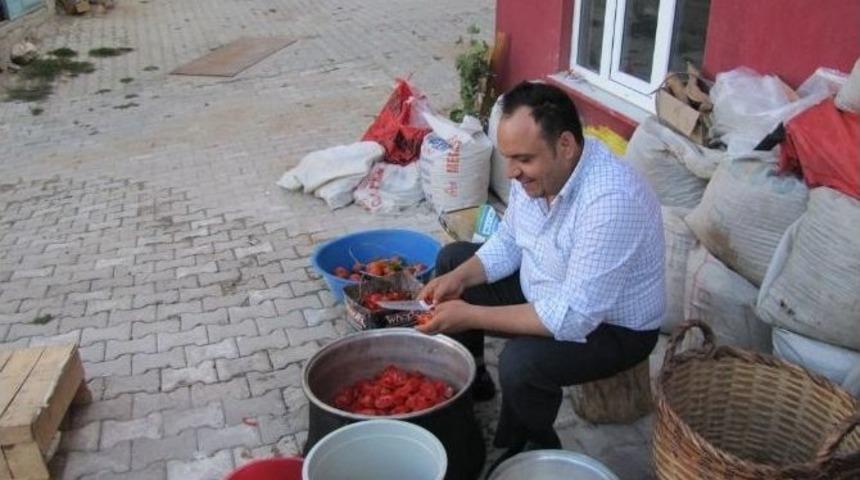 Kendi Sal&ccedil;alarını Kendileri Yapıyorlar