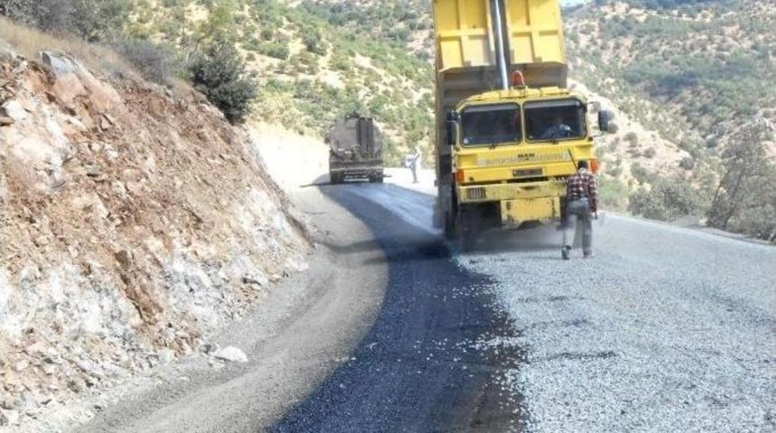 4 Mahallenin 8 Km&rsquo;lik Yolu Asfaltlanıyor