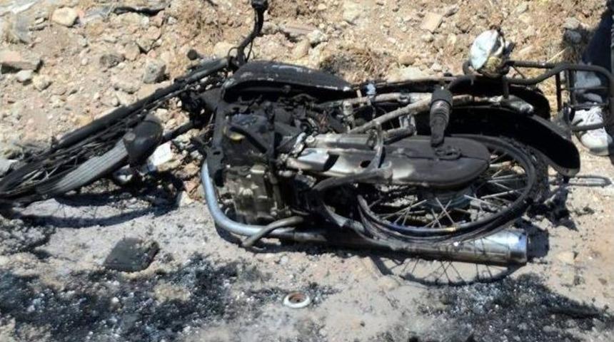 Çaldıkları Motosikleti Yaktılar