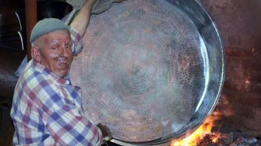 Sal&ccedil;alar Kaynayınca Kalaycıların Y&uuml;z&uuml; G&uuml;ld&uuml;