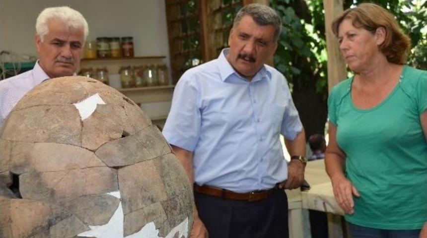 G&uuml;rkan: &ldquo;arslantepe D&uuml;nya K&uuml;lt&uuml;r Mirası İ&ccedil;in &Ouml;nemli Bir Yer&rdquo;