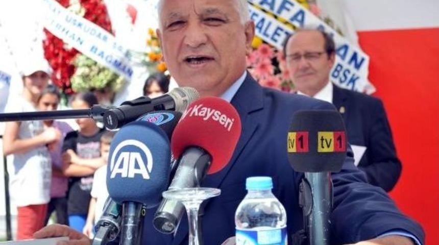 Kızılay&rsquo;In Suriye Sınırındaki Yardımları 1 Milyar Lirayı Buldu