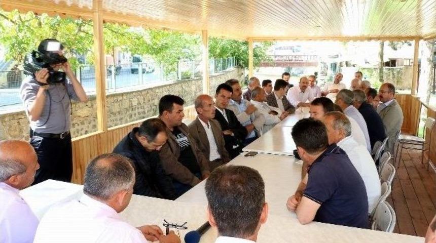 Başkan &Ouml;zt&uuml;rk Okul M&uuml;d&uuml;rleri İle Buluştu