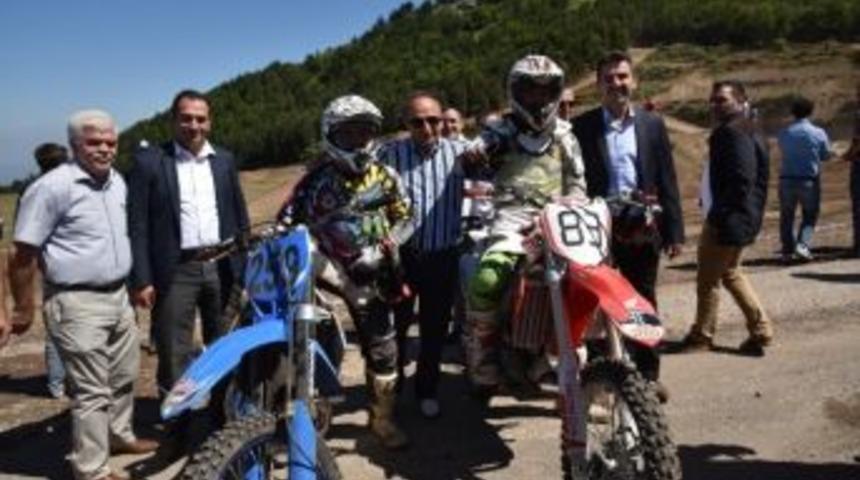 Kartepe&rsquo;de Motokros Heyecanı Yaşandı