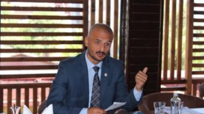 Tarihi Ge&ccedil;miş &Uuml;r&uuml;n Satan Marketlere Bbp&rsquo;li Başkandan Tepki