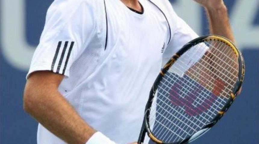 Marsel, Amerika A&ccedil;ık'ta Ikinci Tura Y&uuml;kseldi