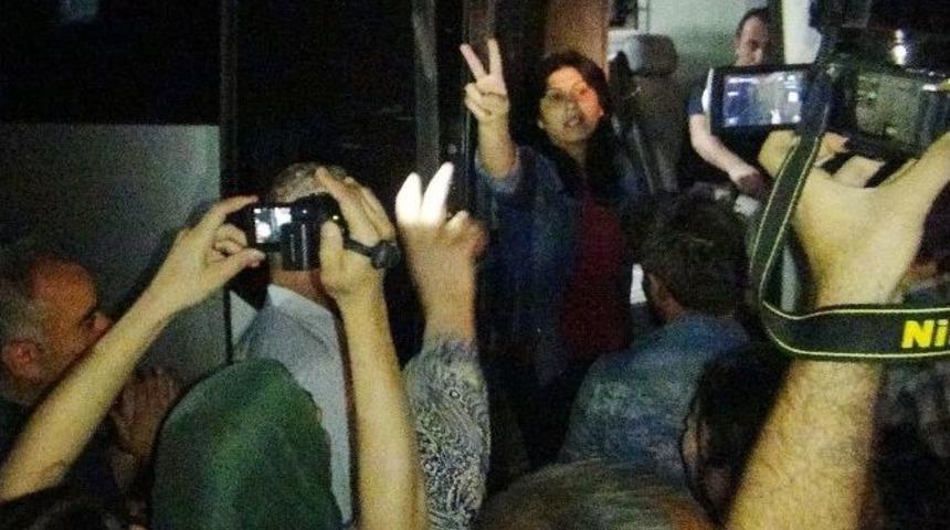 Nusaybin Belediye Eş Başkanı Ve Dbp İl&ccedil;e Eş Başkanı Tutuklandı