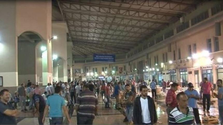 İzmir&rsquo;de Balık Sezonu A&ccedil;ıldı