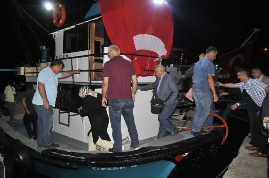 Balık&ccedil;ılar Dualar Eşliğinde Kesilen Kurbanla Uğurlandı