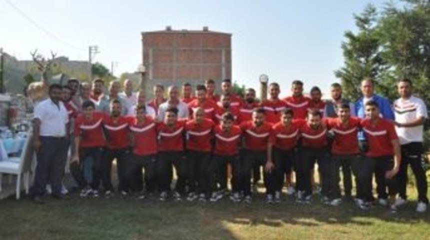 Dilovası Belediyespor Kampa Moralli Gitti