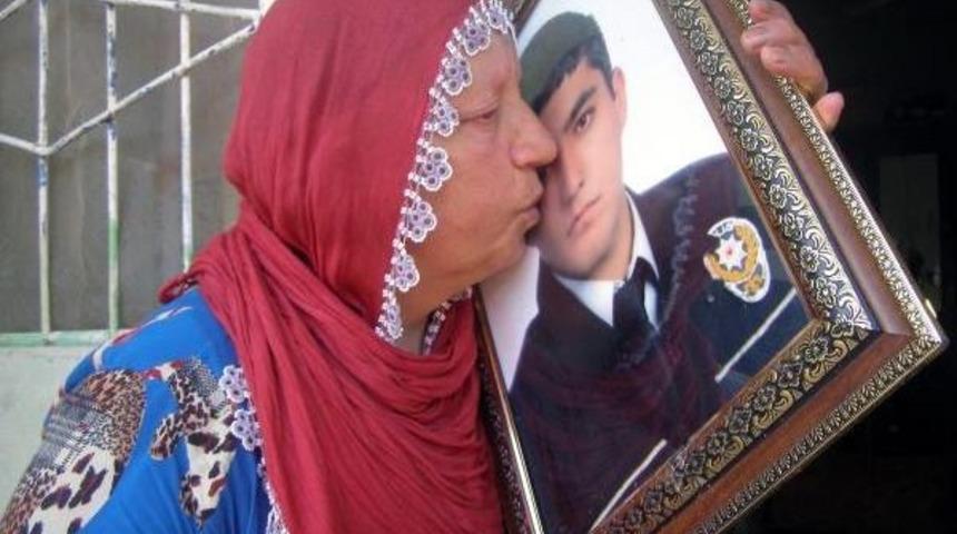 Pkk'nın Ka&ccedil;ırdığı Polisin Ailesinden Barış G&uuml;n&uuml; &Ccedil;ağrısı: Oğlumuzu Istiyoruz